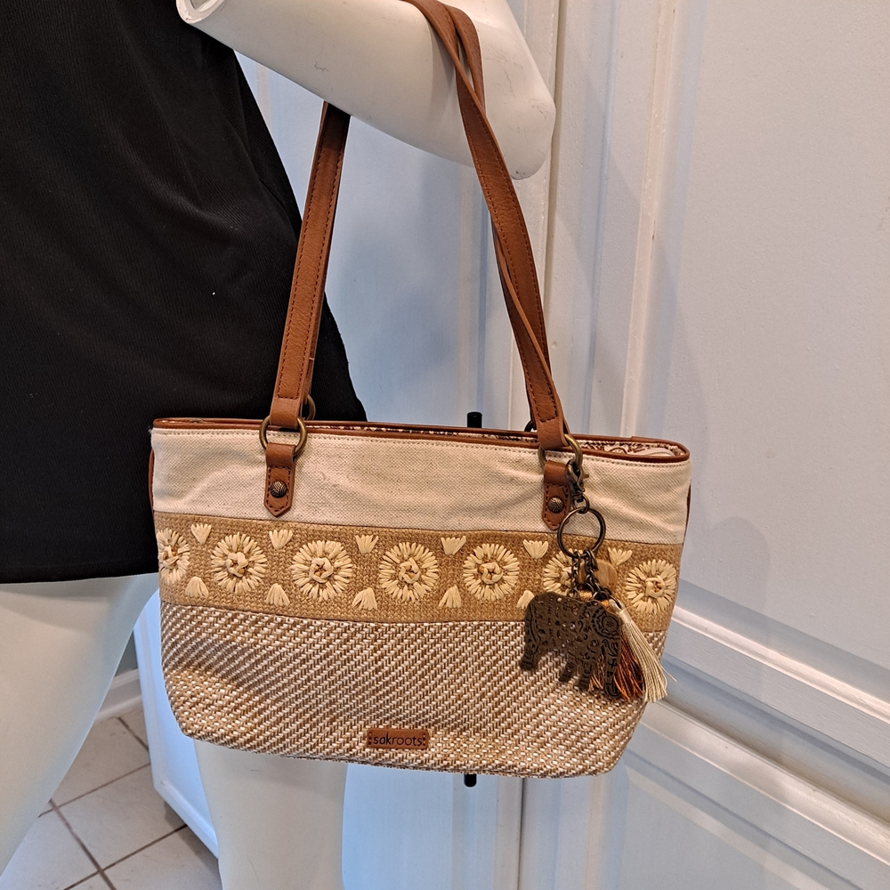 Sakroots Ellis Straw Tan Cream Floral Shoulder Bag With Elephant Floral Accents